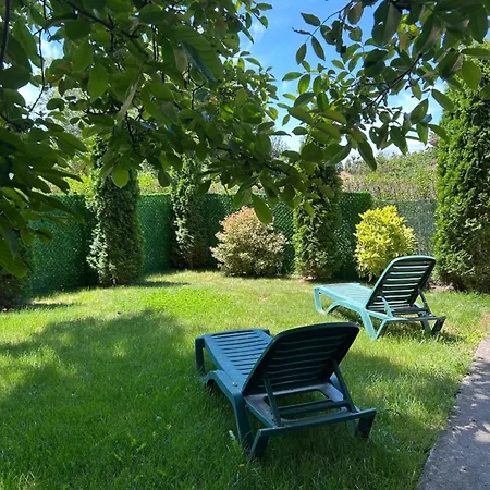 Nadya Дом отдыха Крапец