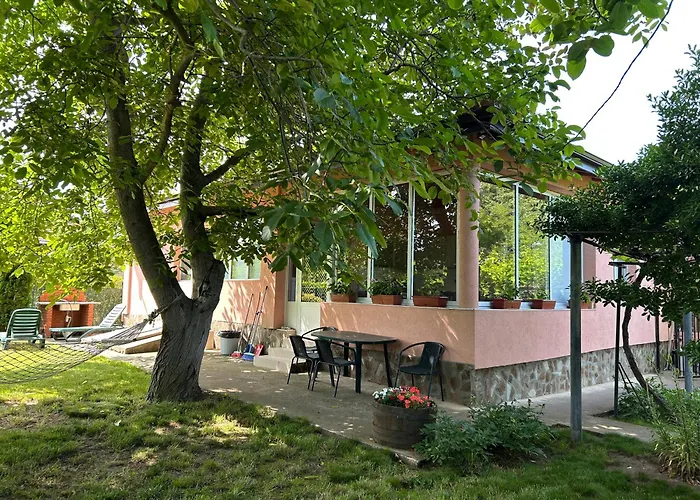 別荘 Nadya クラペッツ